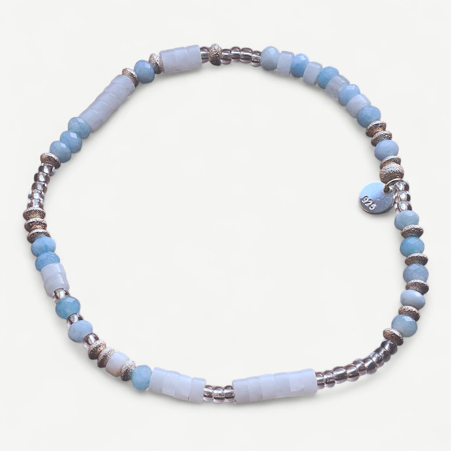 Armband mit weißem Quarz, Aquamarin Naturstein & Glasperlen – 925 Silber